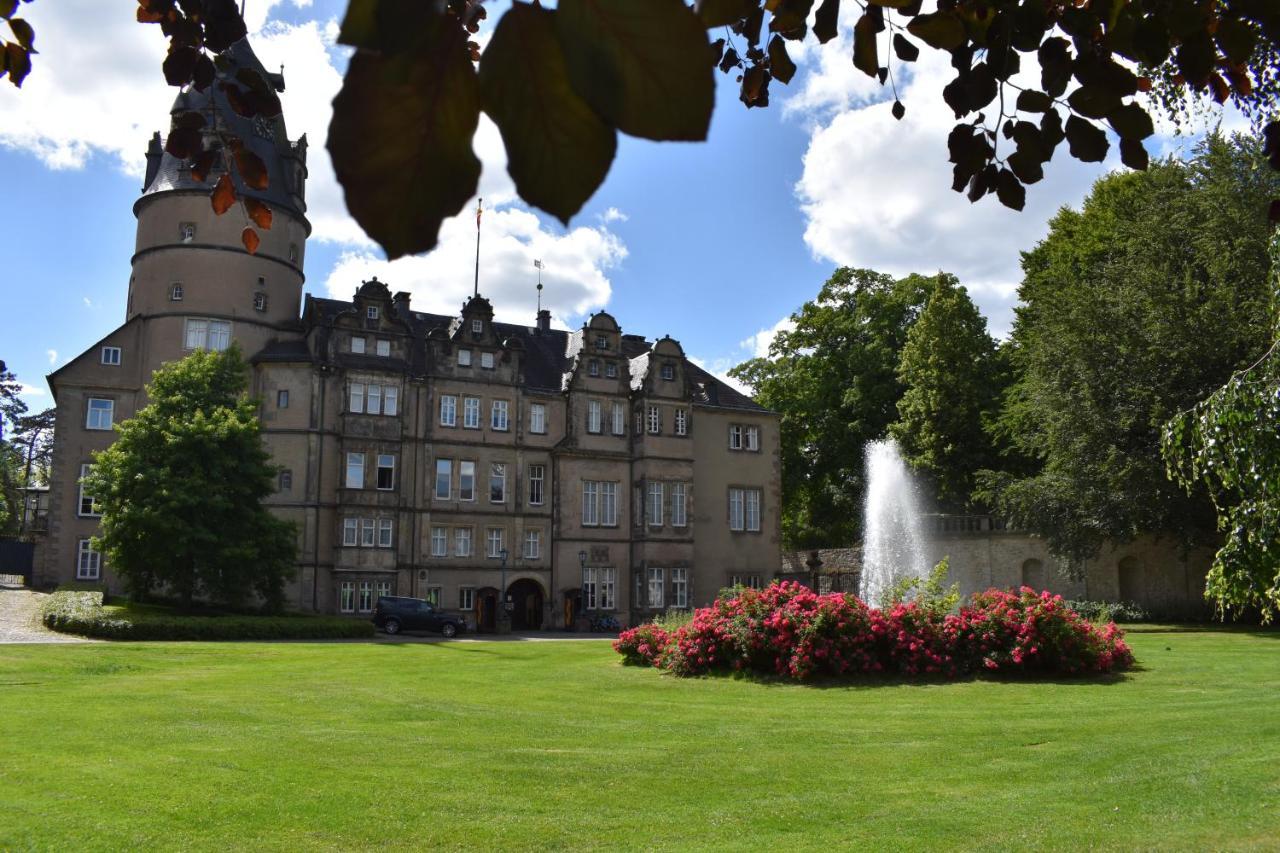 Guese * Detmold